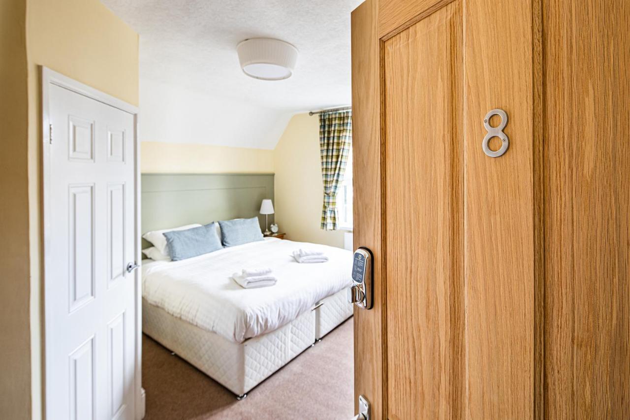 Fountains Guest House - Harrogate Stays ภายนอก รูปภาพ