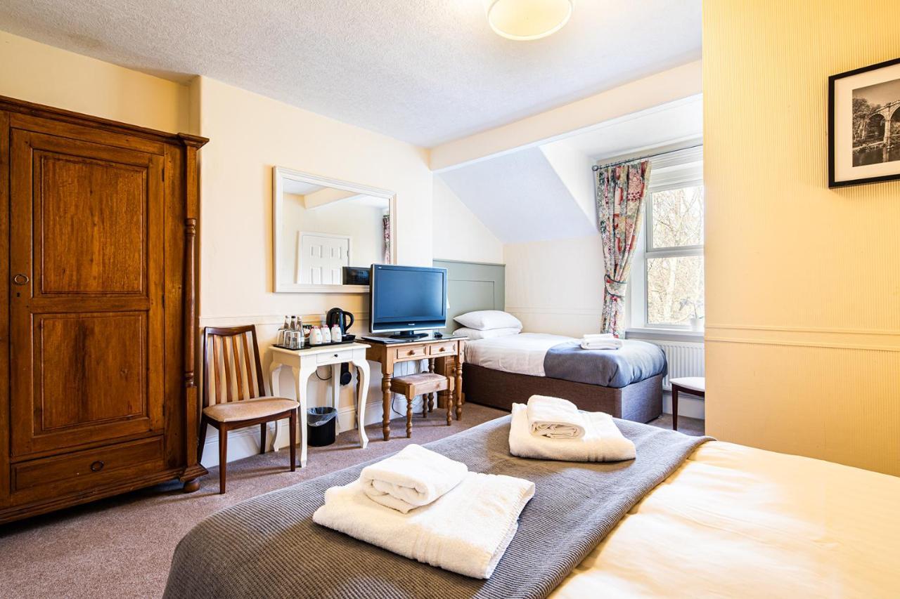 Fountains Guest House - Harrogate Stays ภายนอก รูปภาพ
