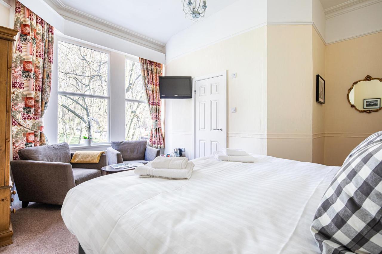 Fountains Guest House - Harrogate Stays ภายนอก รูปภาพ