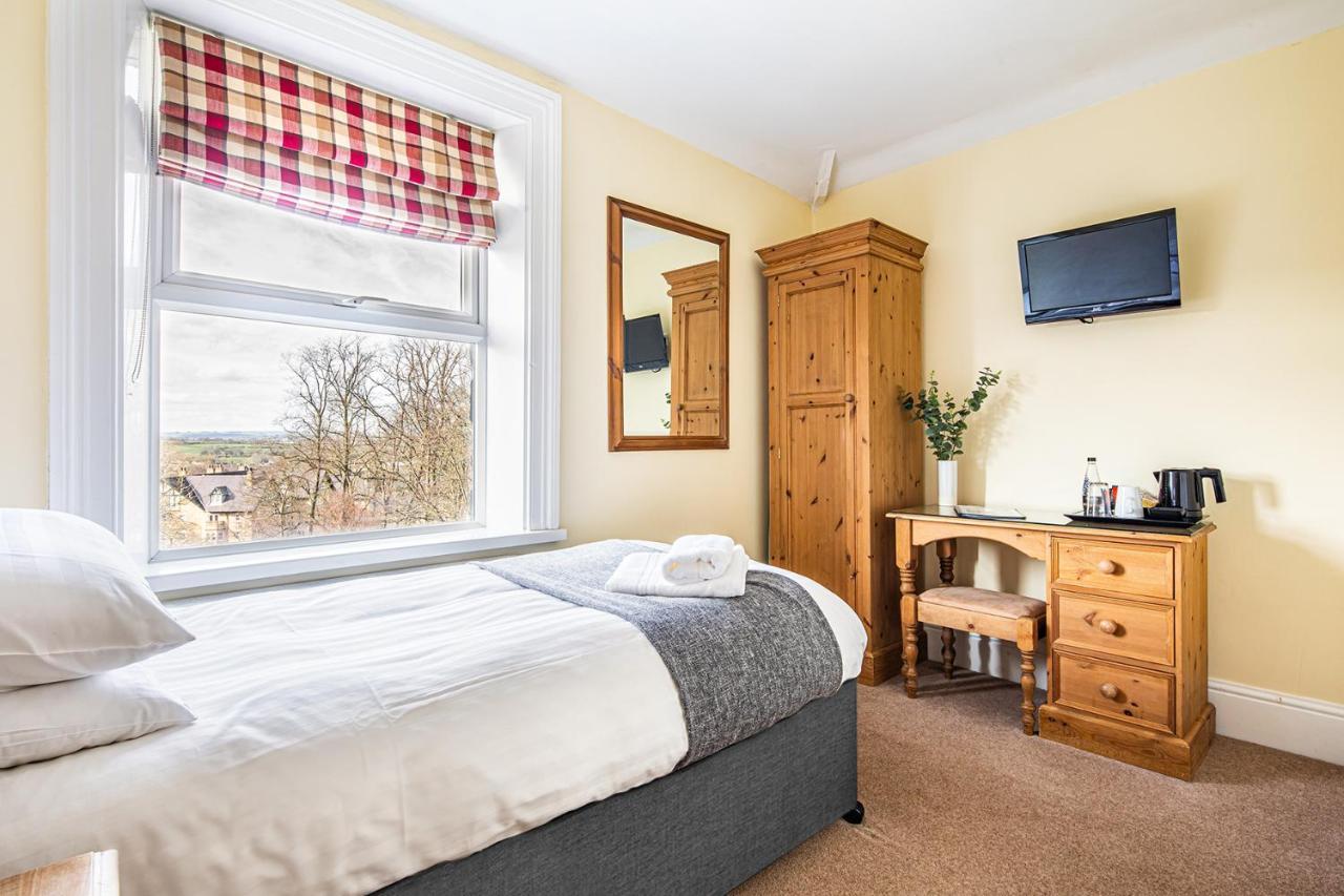 Fountains Guest House - Harrogate Stays ภายนอก รูปภาพ