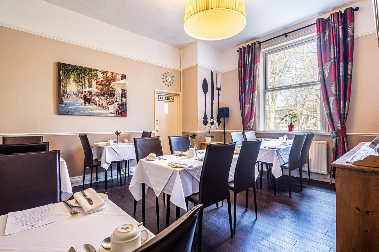 Fountains Guest House - Harrogate Stays ภายนอก รูปภาพ
