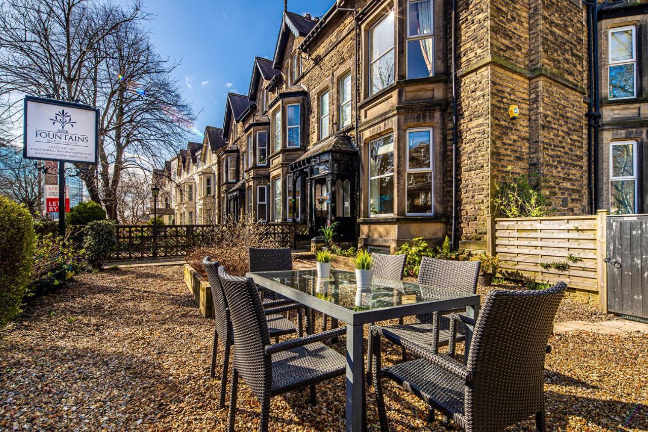 Fountains Guest House - Harrogate Stays ภายนอก รูปภาพ