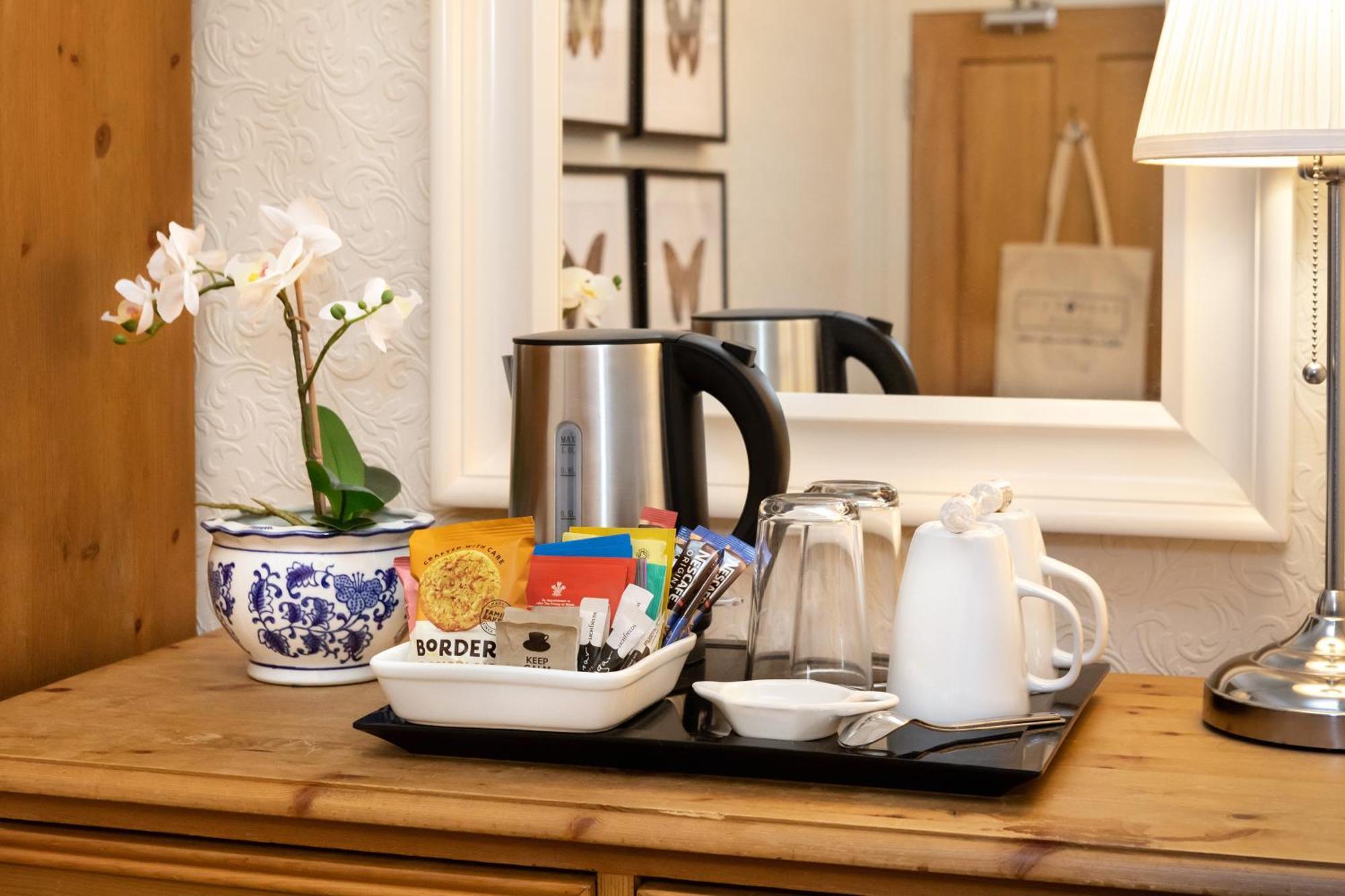 Fountains Guest House - Harrogate Stays ภายนอก รูปภาพ